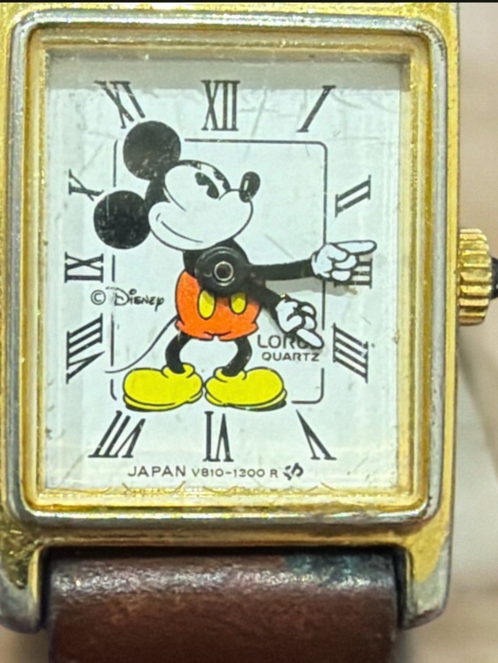 Disney Mickey Mouse Gold-Tone Quartz Decorative Watch